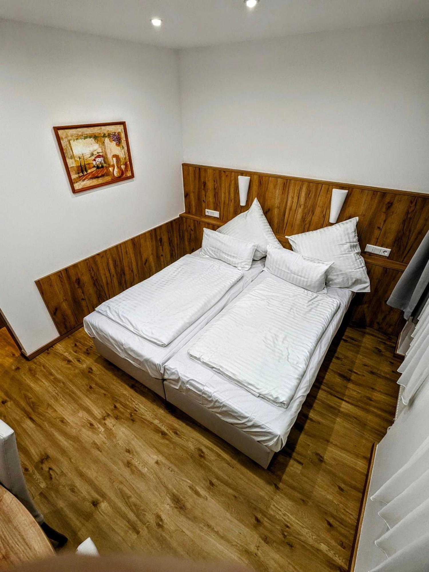 Hotel Am Rathaus Kassel Ngoại thất bức ảnh