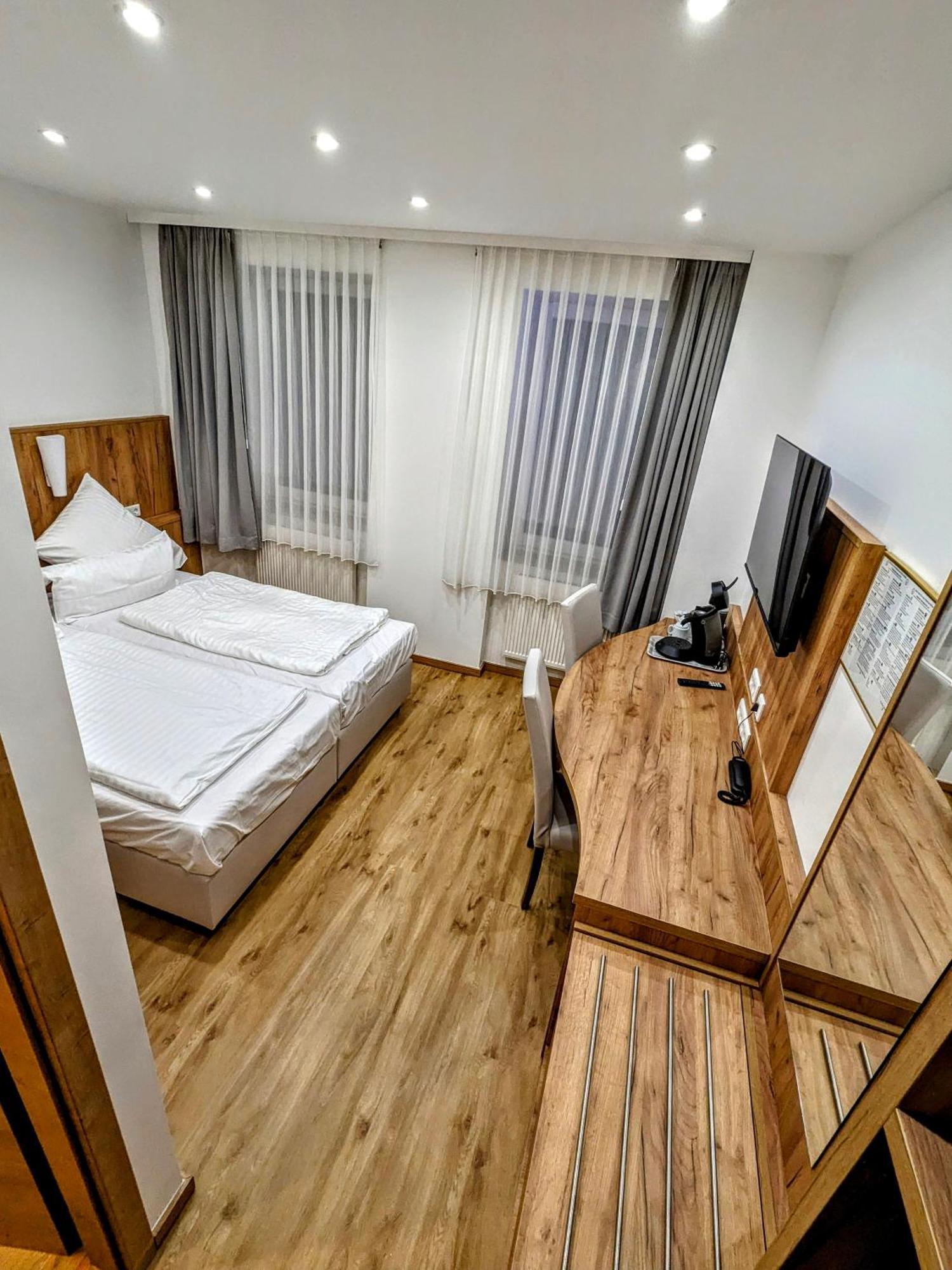 Hotel Am Rathaus Kassel Ngoại thất bức ảnh